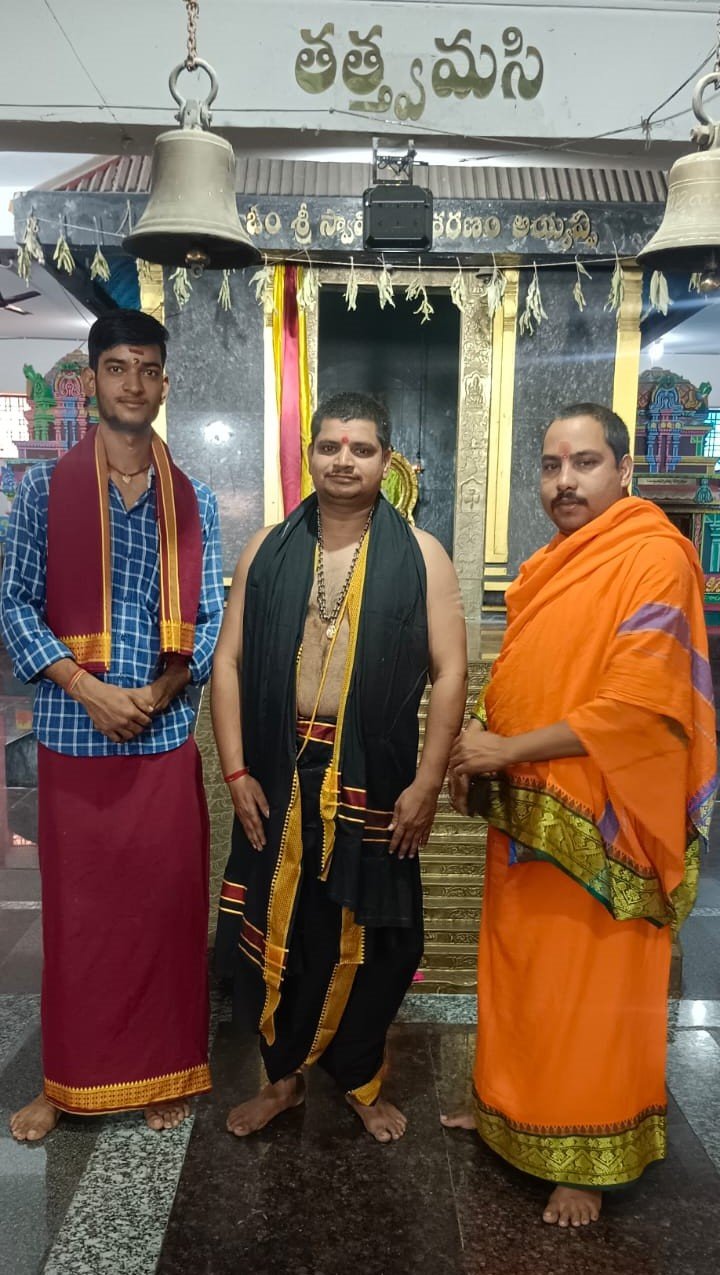 North Indian, Hyderabad Pandits